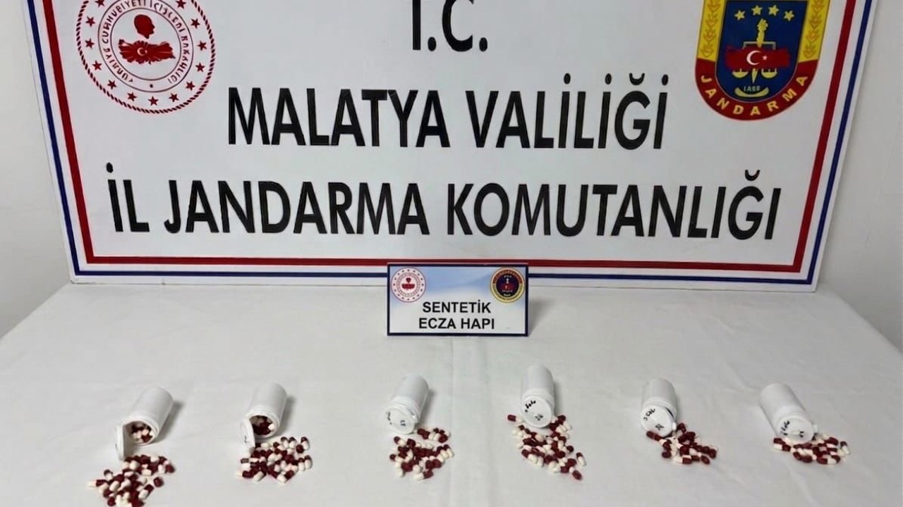 Uyuşturucu Haplarla Yakalandı, Tutuklandı