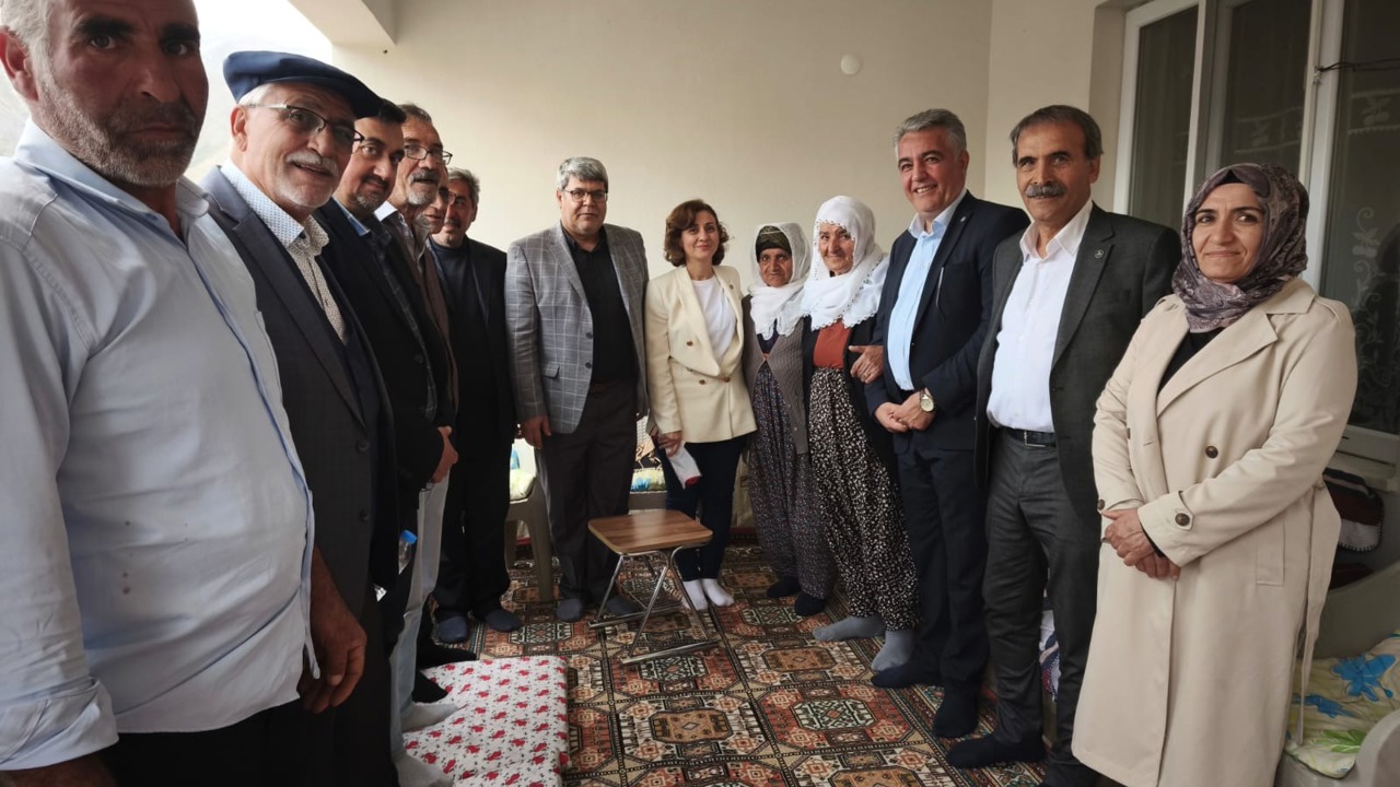 İYİ Parti’den Anneler Günü Ziyareti