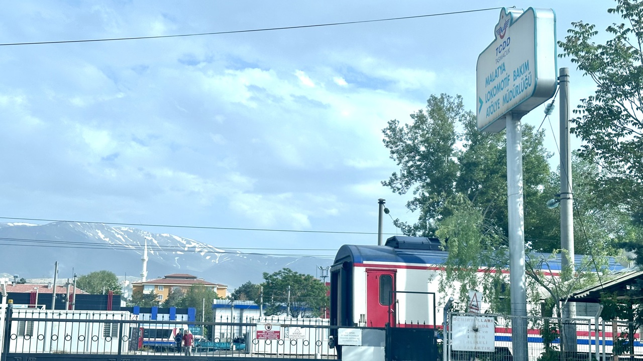 TCDD Taşımacılık Atölyesinde İş Kazası: Bir İşçi Ağır Yaralandı