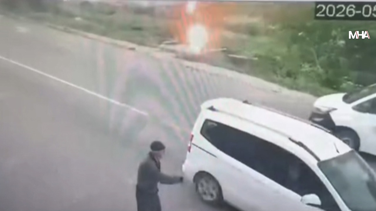Malatya’da Yıldırım Düşme Anı Kamerada