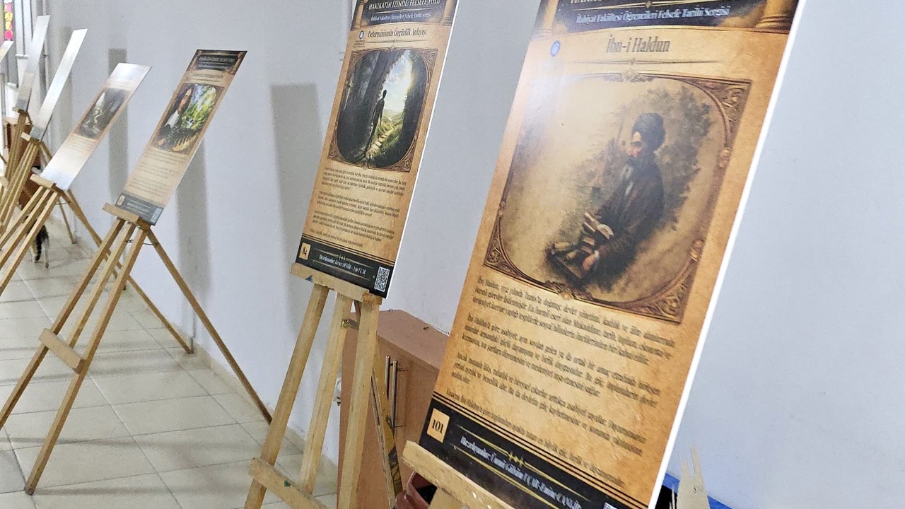 “Hakikatin İzinde: Felsefe Yolu” Sergisi Açıldı