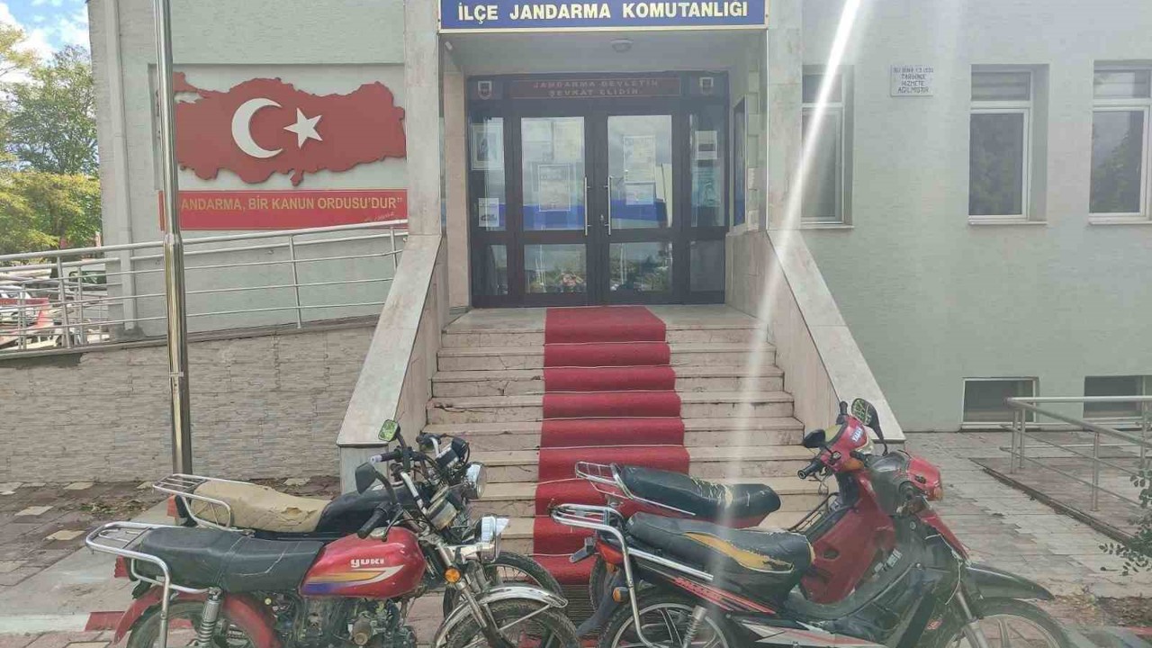 Motor ve şase numarası kazınmış 4 motosiklet ele geçirildi

