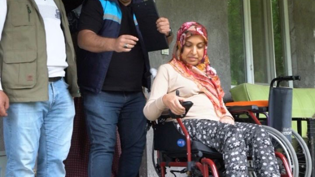 Büyükşehirden Engelli Bireylere Akülü Sandalye Desteği