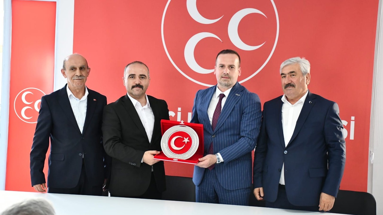 Malatya Girişimci İş İnsanları Derneği (MAGİNDER) Başkanı Salih Karademir ve yön