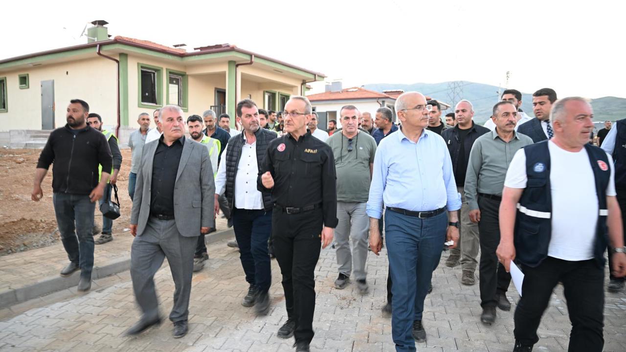 Doğanşehir Adeta Yeniden İnşa Ediliyor: Vali Yavuz ve Beraberindeki Heyetten Dev Çıkarma!