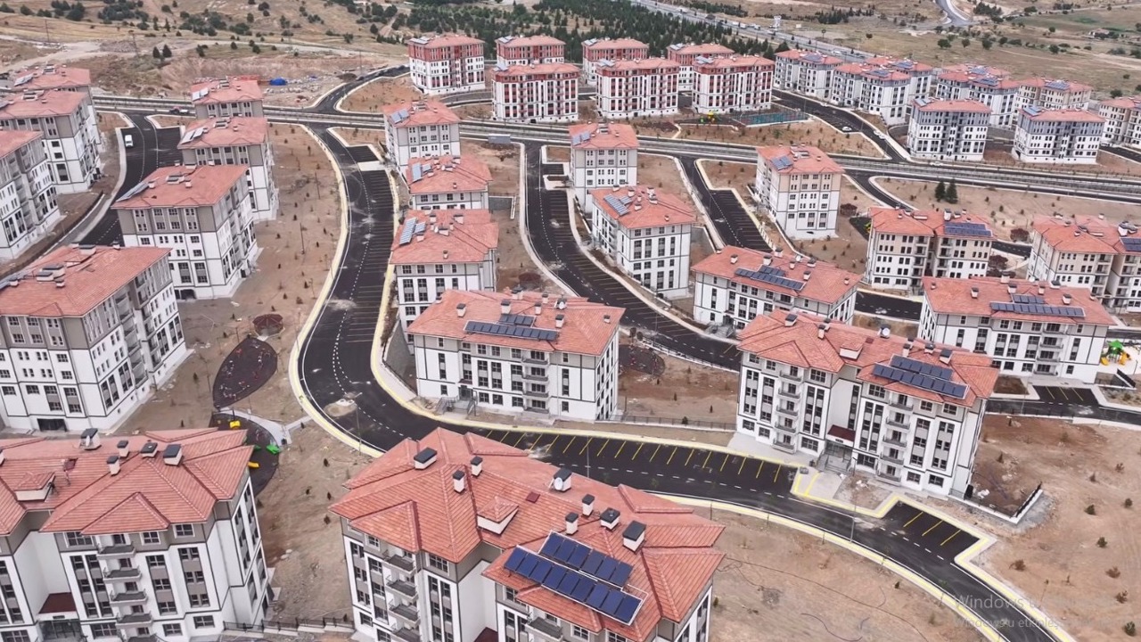 Malatya’da yapımı tamamlanan 8 bin 106 konutun teslimi 4 Temmuz’da başlayacak. T
