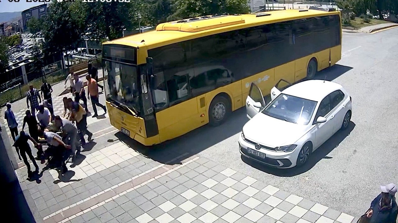 MOTAŞ Otobüsü Ambulansa Dönüştü: Kalbi Duran Yolcu Hayata Tutundu