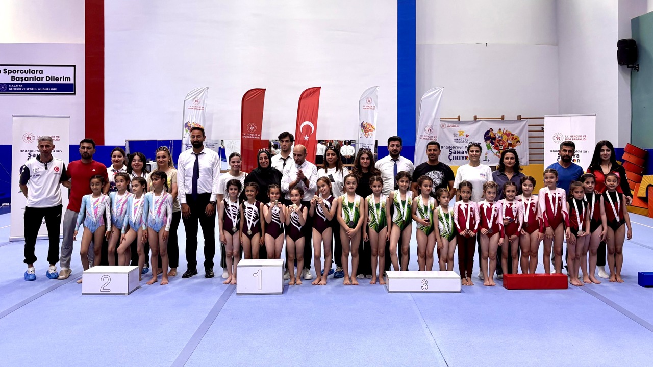 ANALİG’de Malatya şampiyon olarak yarı finale yükseldi