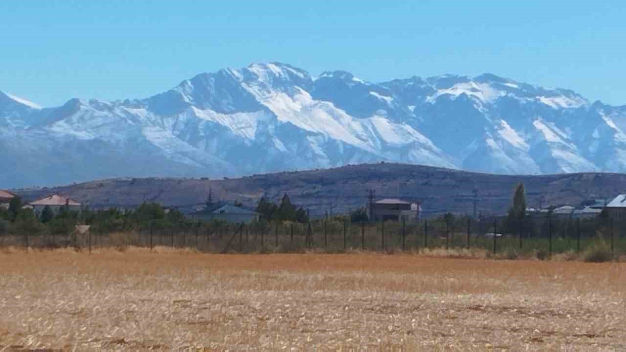 Binboğa Dağı beyaza büründü

