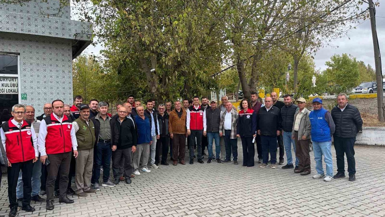 Saray’da çiftçilere yüzde 50 hibe destekli 750 kilogram kanola tohumu dağıtıldı
