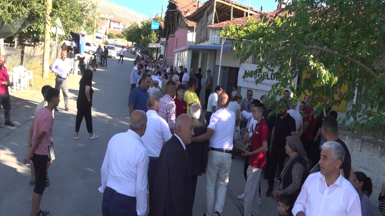 Aşure Kazanı Kardeşlik İçin Kaynadı