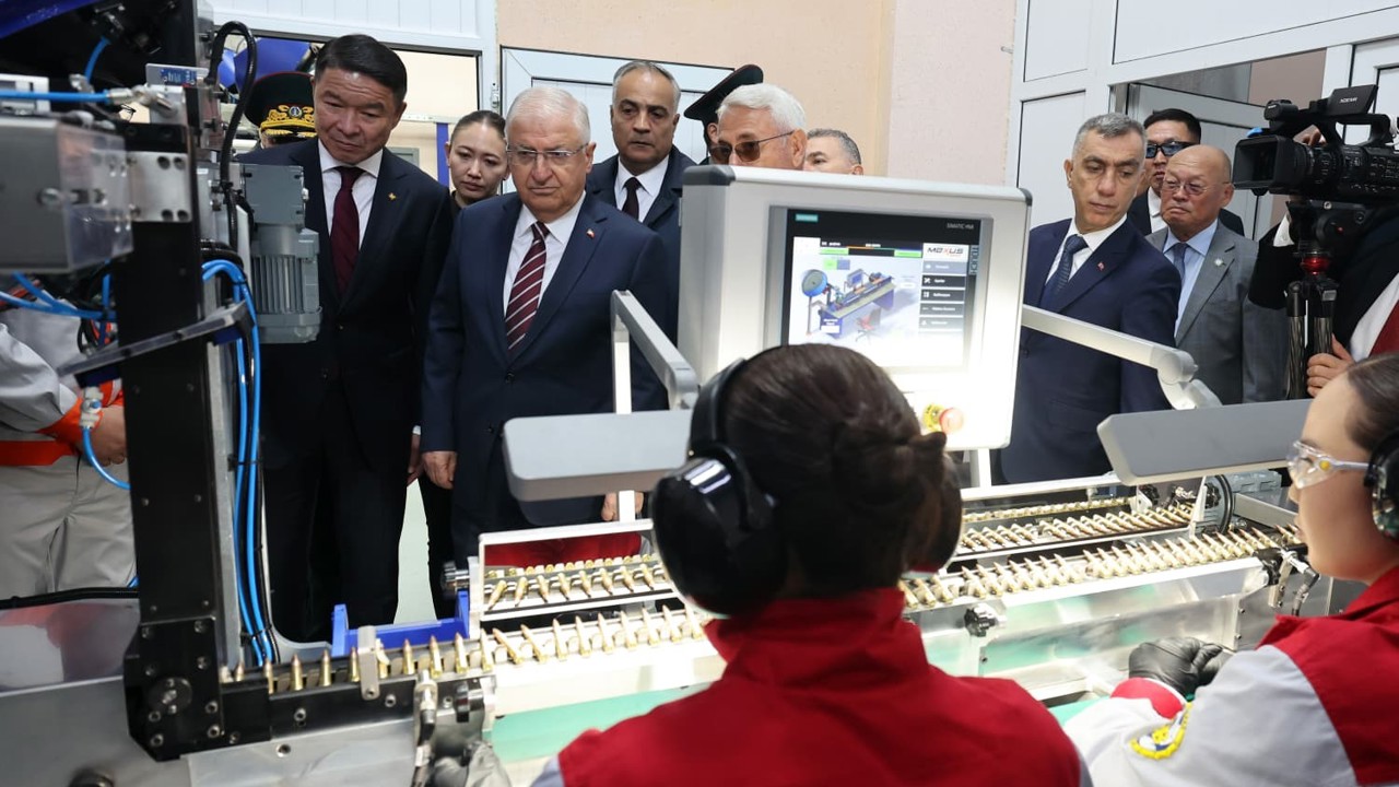 Bakan Güler: "Açılışını yaptığımız Fişek-İmla Montaj Hattı Fabrikası, hızla gelişen iş birliğimizin güçlü bir nişanesidir"
