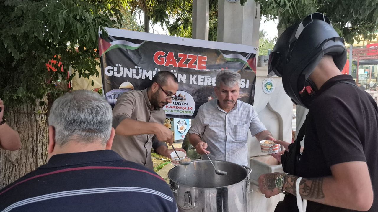 Malatya'da Kudüs Kardeşlik Platformu, Gazze'de yaşananlara dikkat çekmek ve topl