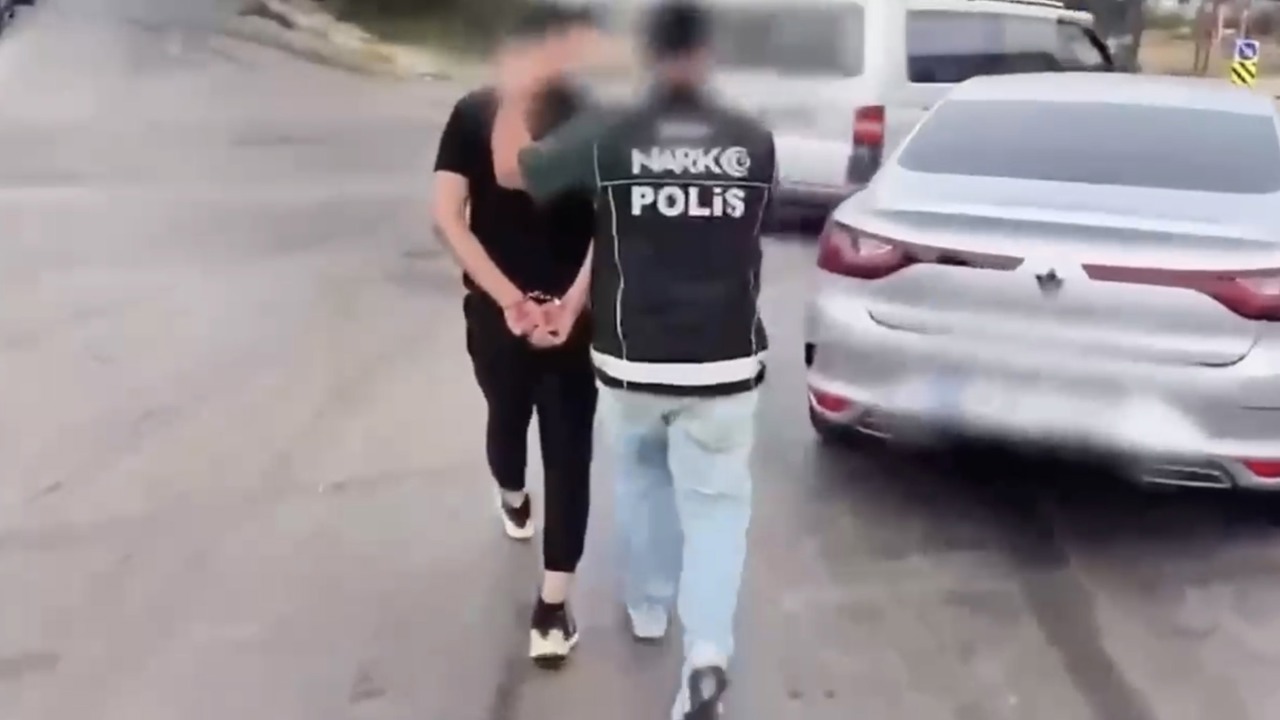 73 İlde Dev Narkotik Operasyonu: 985 Kilo Uyuşturucu ve 1,6 Milyon Hap Ele Geçirildi