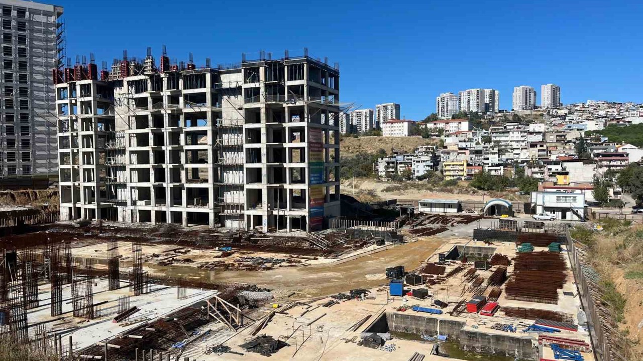 İzmir’deki kooperatif mağdurları çözüm bekliyor
