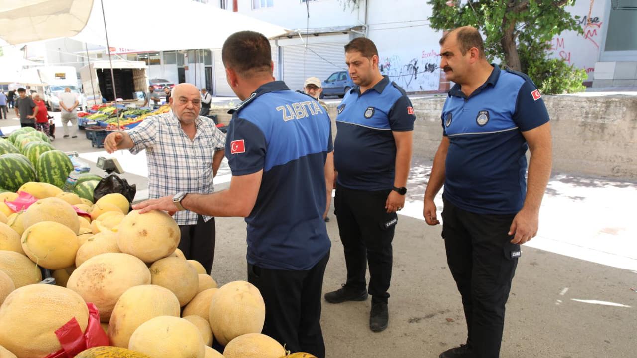 Battalgazi’de Temizlik Ve Pazar Denetimleri Sürüyor