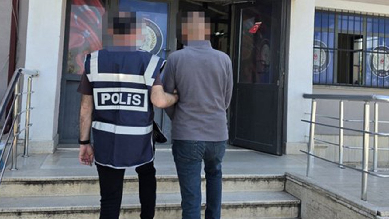 Kocaeli'de çeşitli suçlardan aranan 2 hükümlü yakalandı