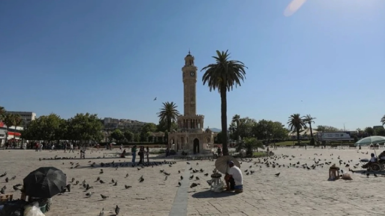 İzmir'de hava sıcaklığı 36 dereceye kadar yükselecek