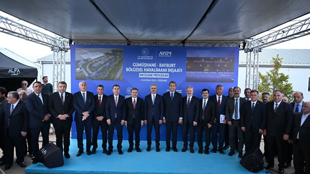 Uraloğlu: Uçuş trafiğinde rekor kırıldı 