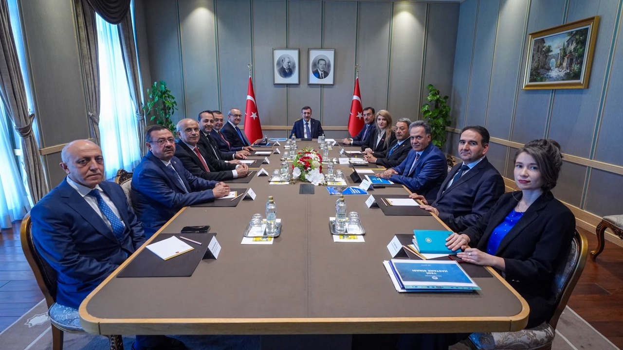 Malatya Heyeti Cevdet Yılmaz’la Bir Araya Geldi