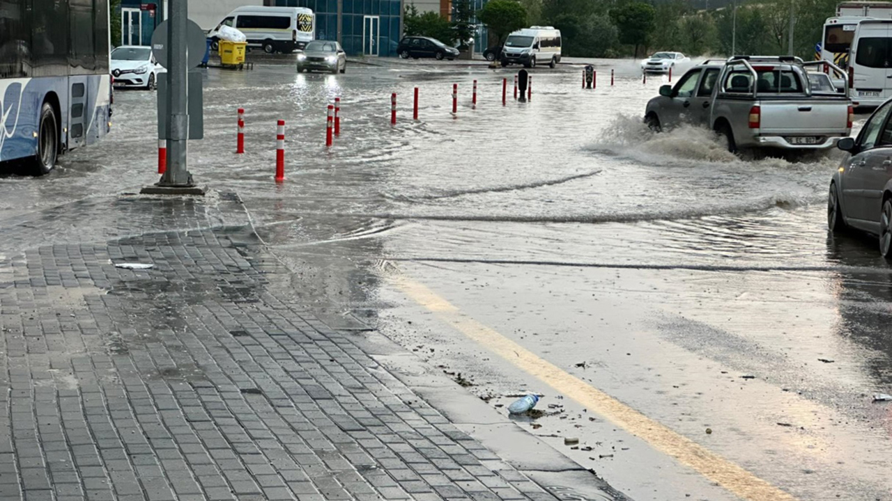 Meteoroloji uyardı: Çok sayıda ilde sağanak bekleniyor