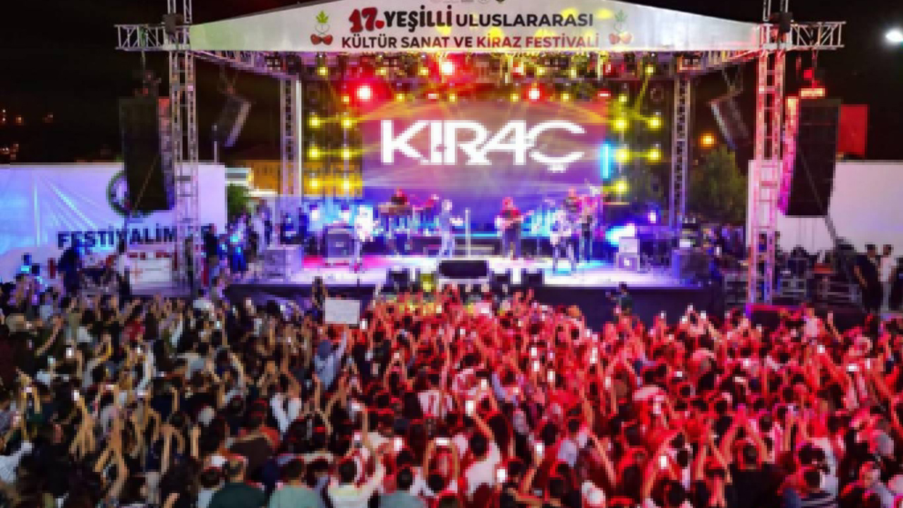 Mardin'de belediyenin kaynaklarıyla gençliği ifsada sürükleyen "Kiraz Festivali"ne tepki