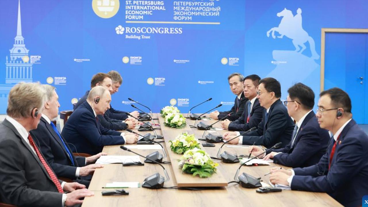 29. St. Petersburg Uluslararası Ekonomi Forumu kapsamında Rusya ve Çin'den işbirliği vurgusu
