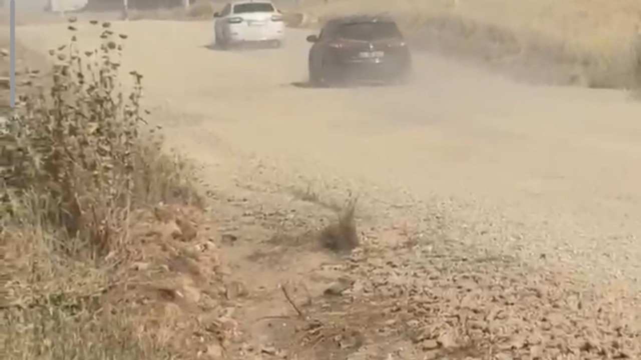 Mardin’de yarım kalan yol çalışması mahalleliyi mağdur ediyor