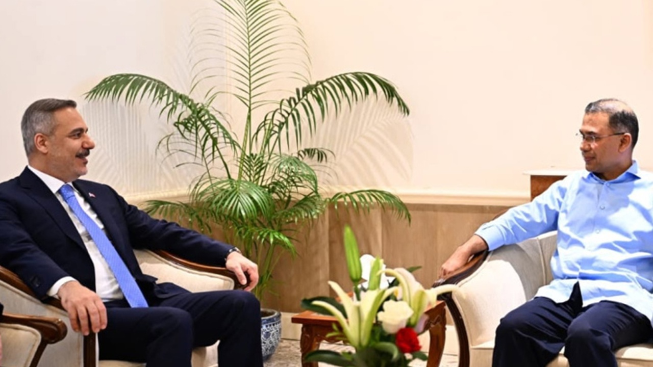 Bangladeş ve Türkiye, savunma ve siyasi bağları güçlendirmek için ortak komite kuracak