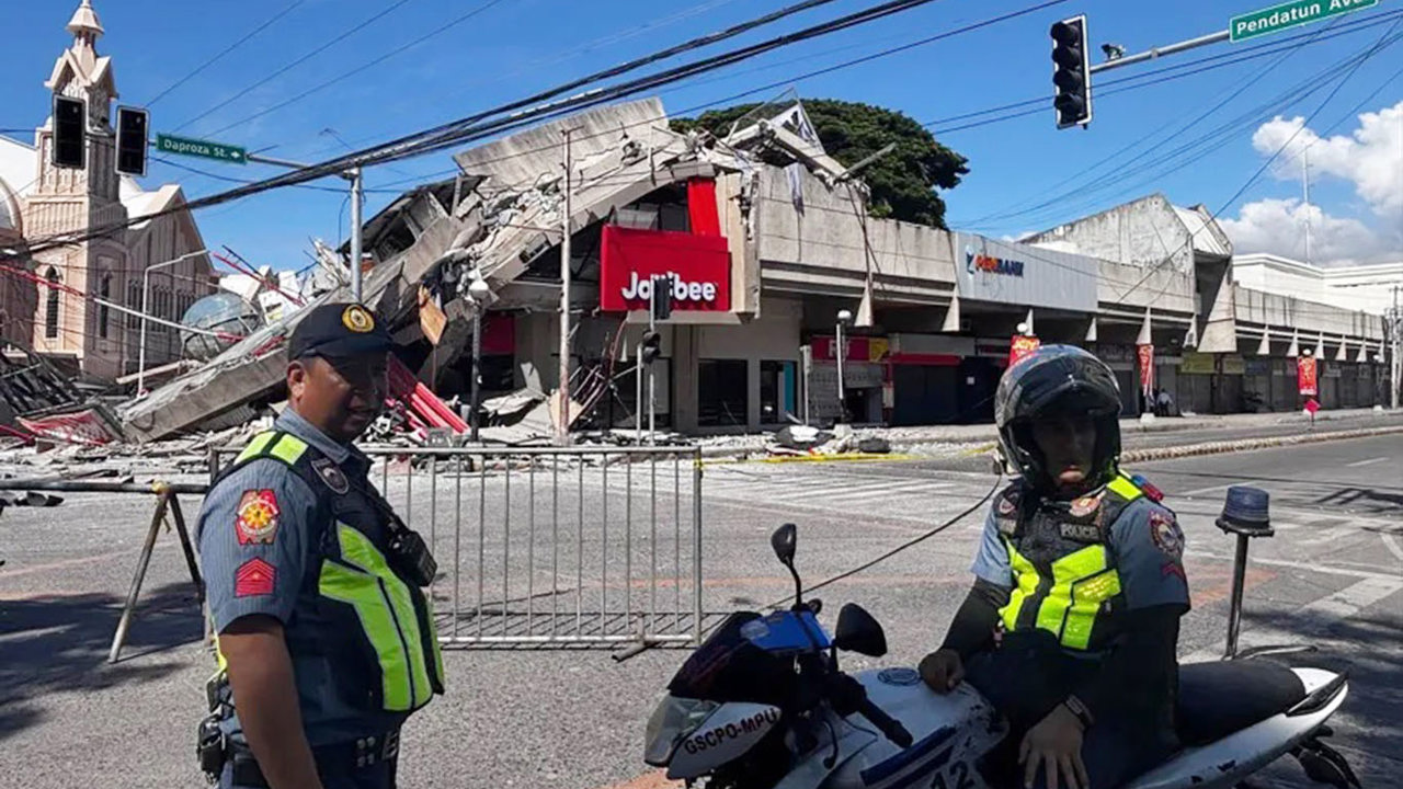 Filipinler'de 7,8 büyüklüğünde deprem: Tsunami alarmı verildi, hasar raporları gelmeye başladı