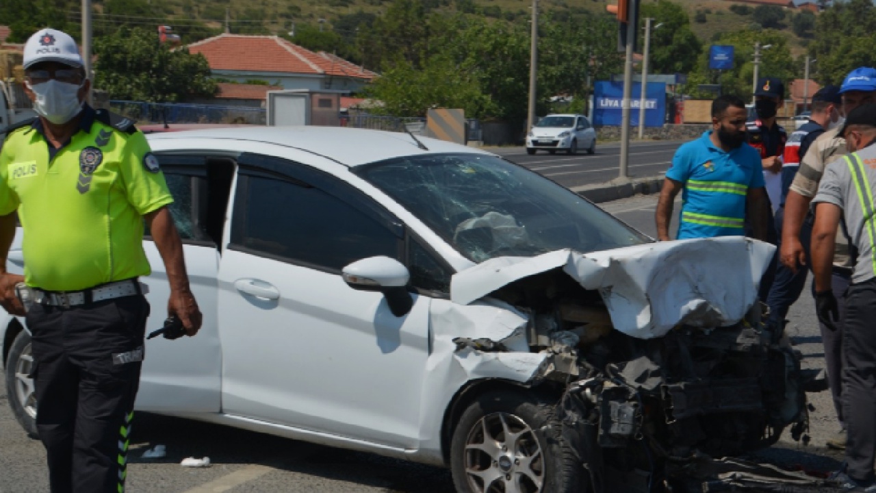 İzmir'de trafik kazalarına ilişkin son veriler paylaşıldı: Kazaların çoğu gündüz saaterinde meydana geldi