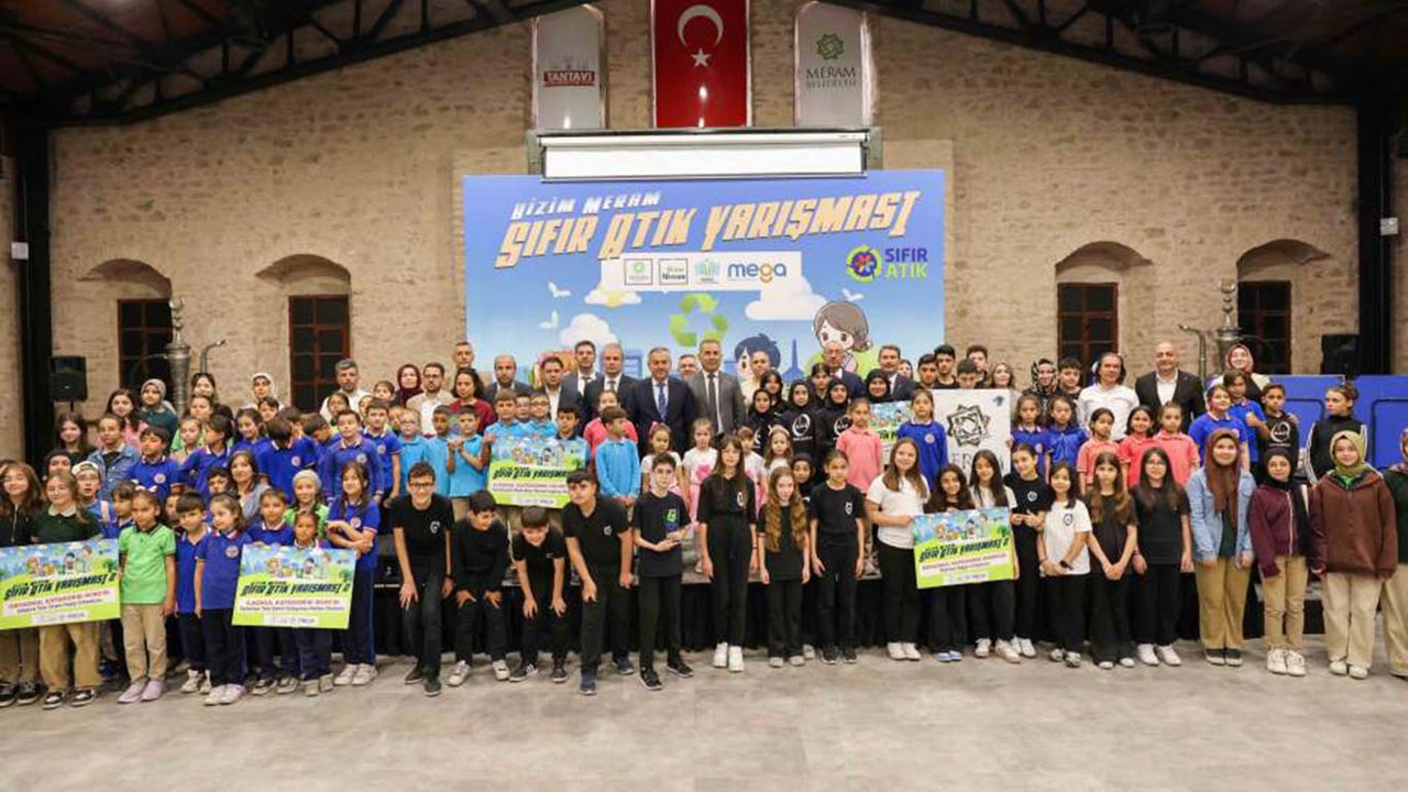 Sıfır atık yarışmasında öğrenciler yaklaşık 29 ton geri dönüştürülebilir atık topladı