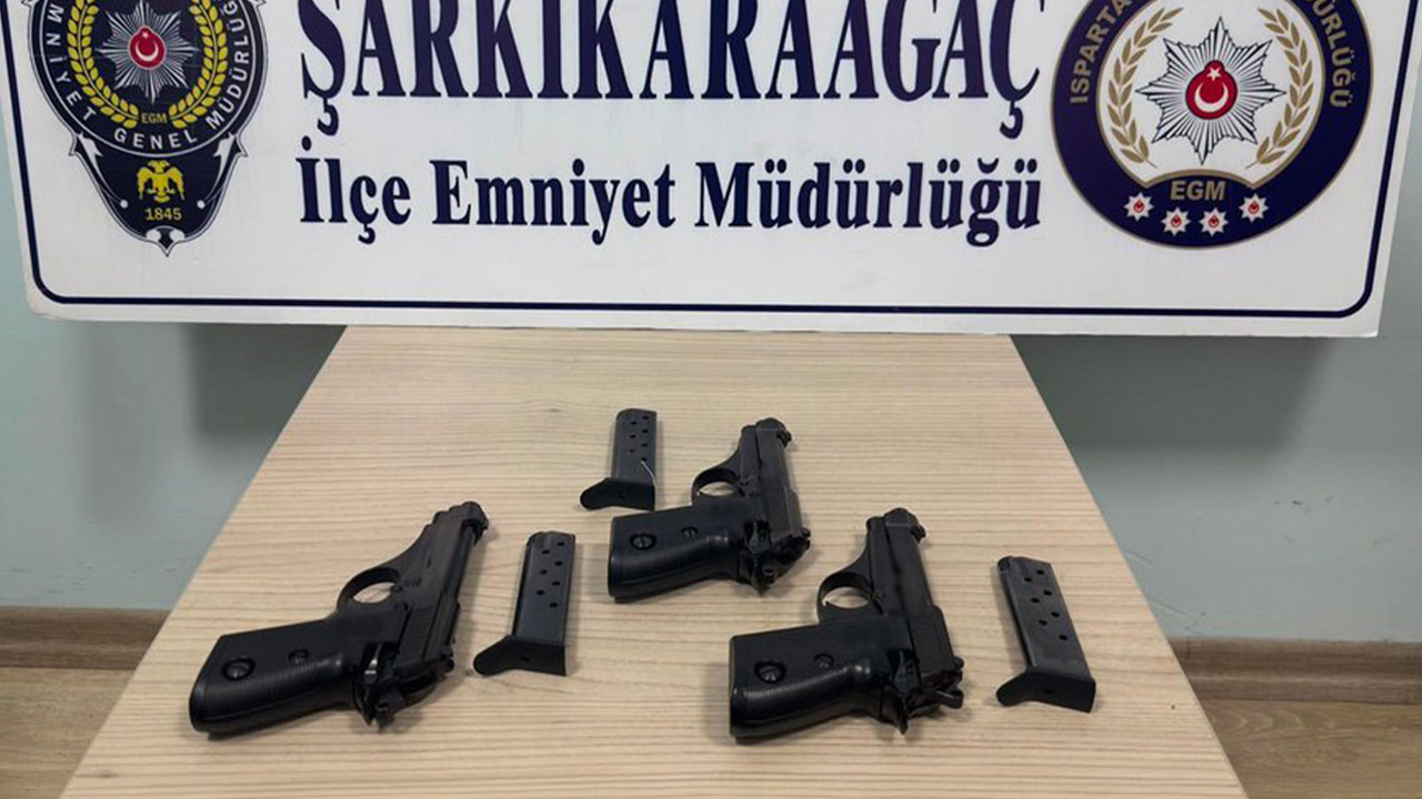 Isparta’da ruhsatsız silah operasyonu: 2 şüpheli hakkında işlem başlatıldı
