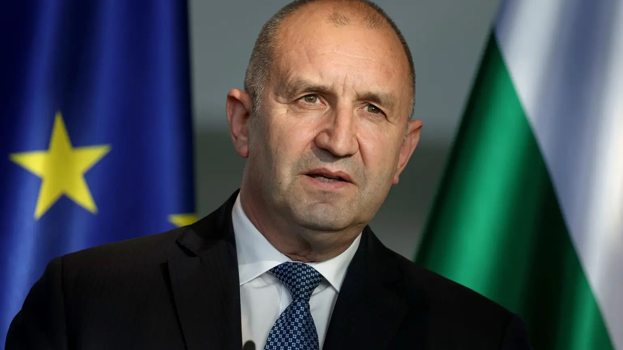Bulgaristan, Ukrayna'ya silah sevkiyatını durduruyor