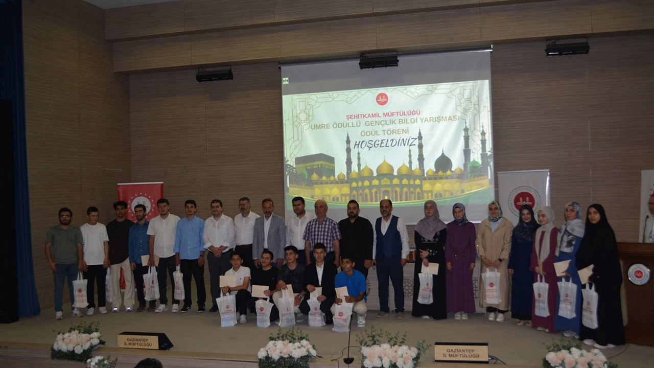 “Umre ödüllü yarışma” heyecanı: Gençlerin siyer ilgisi umut verdi