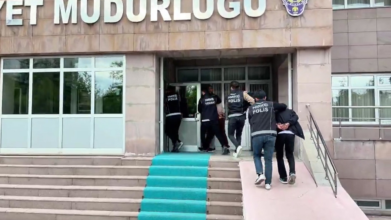 Yozgat'ta uyuşturucu satıcılarına yönelik operasyonda 4 şüpheli yakalandı