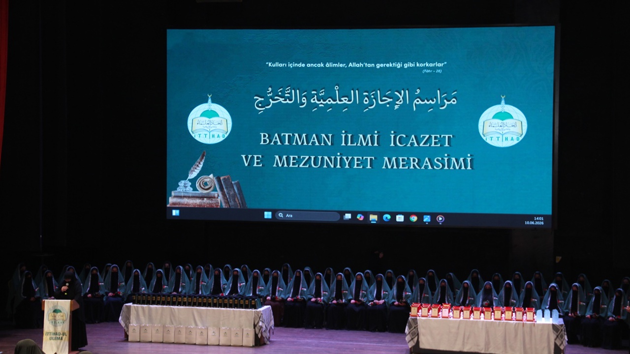 Batman'da 62 kız öğrenci İslami ilimlerde icazet alarak mezun oldu