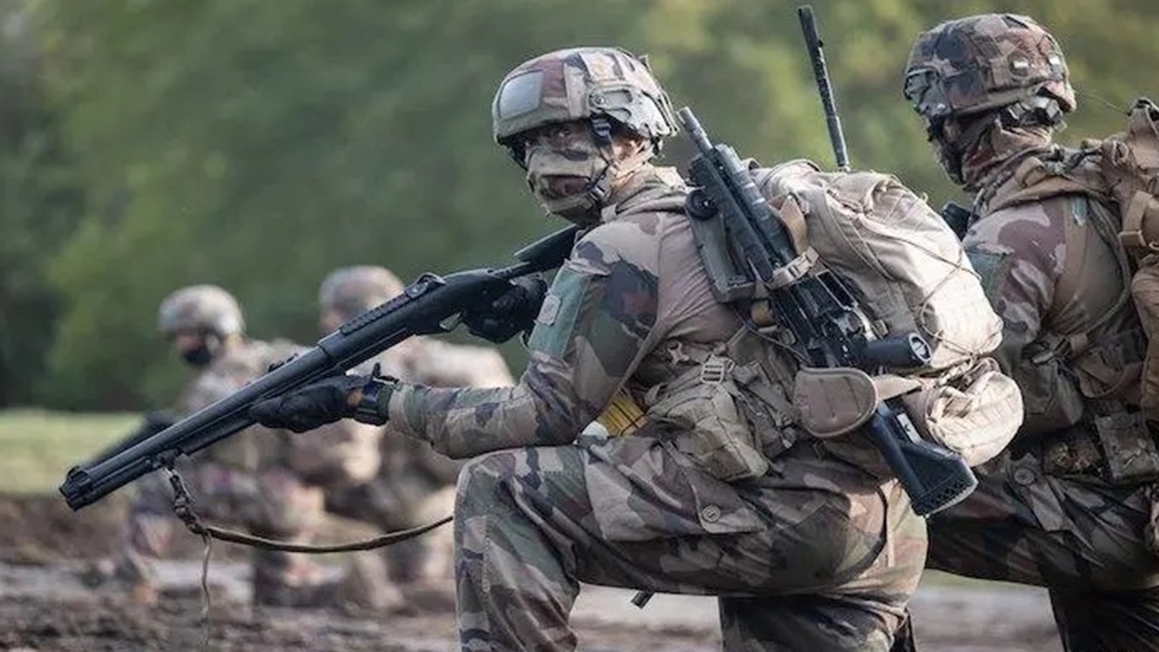 Lübnan'da tatbikatta bir Fransız askeri öldü