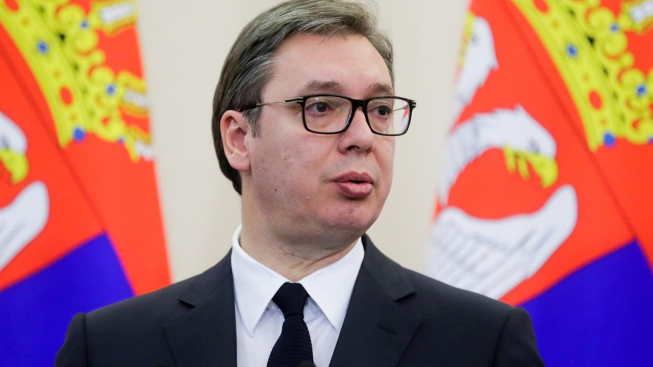 Vucic, Sırbistan cumhurbaşkanlığından istifa edip başbakanlık için aday olabileceğini açıkladı