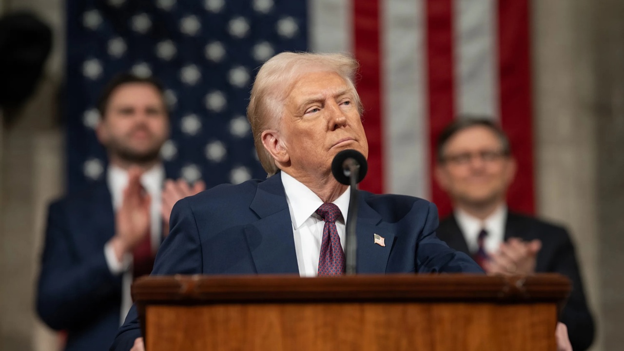 Trump'ın, İran'a karşı nükleer silah kullanılması konusunu gündeme getirdiği iddia edildi