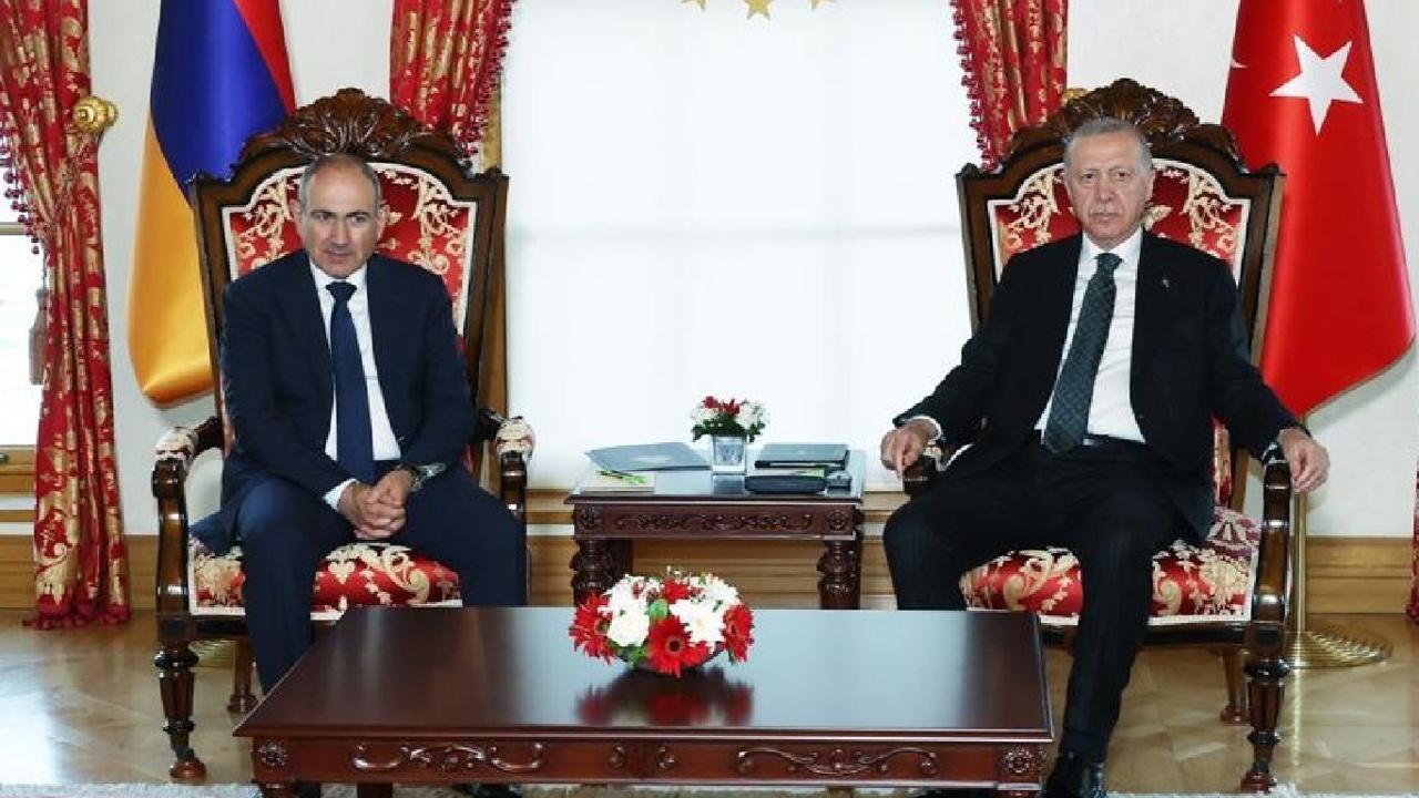 Erdoğan, Paşinyan'ı Ermenistan seçimleri nedeniyle tebrik etti