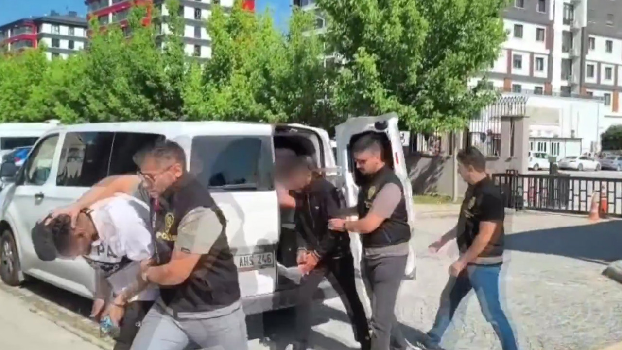 Afyonkarahisar’da 7,5 milyon liralık dolandırıcılık operasyonu: 2 kişi tutuklandı