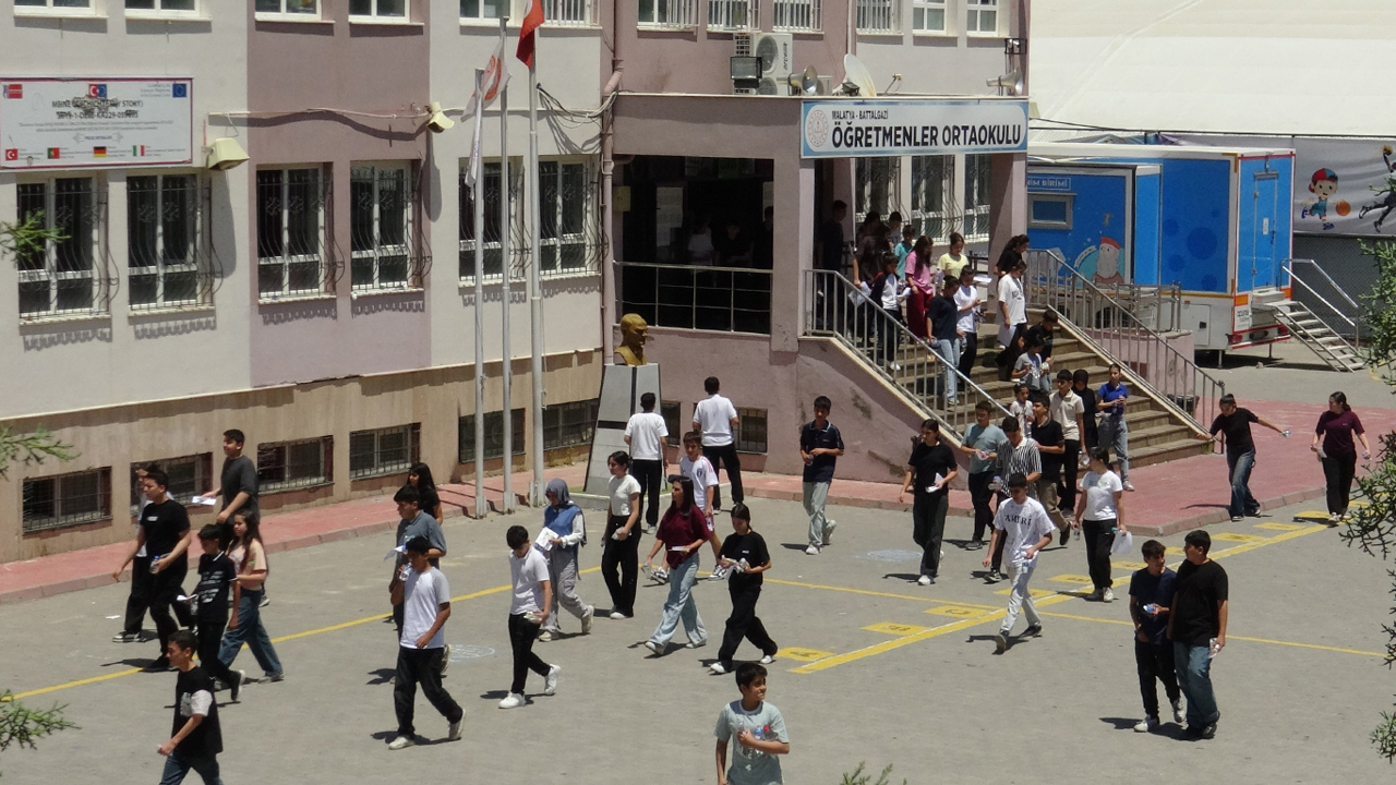 Tüm Türkiye'de olduğu gibi Malatya'da da iyi bir lisede eğitim görebilme