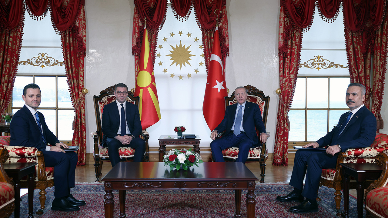 Cumhurbaşkanı Erdoğan, Kuzey Makedonya Başbakanı Mickoski'yi kabul etti