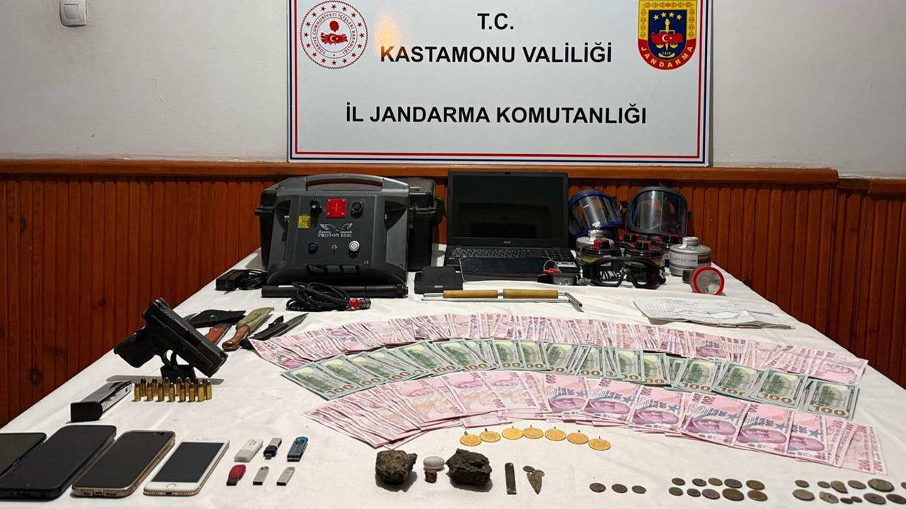 Kastamonu’da kaçakçılık operasyonlarında 13 şüpheli hakkında işlem başlatıldı