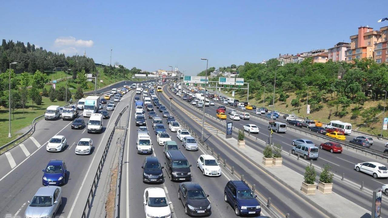 Mayısta trafiğe kaydı yapılan taşıt sayısı yüzde 24,1 azaldı