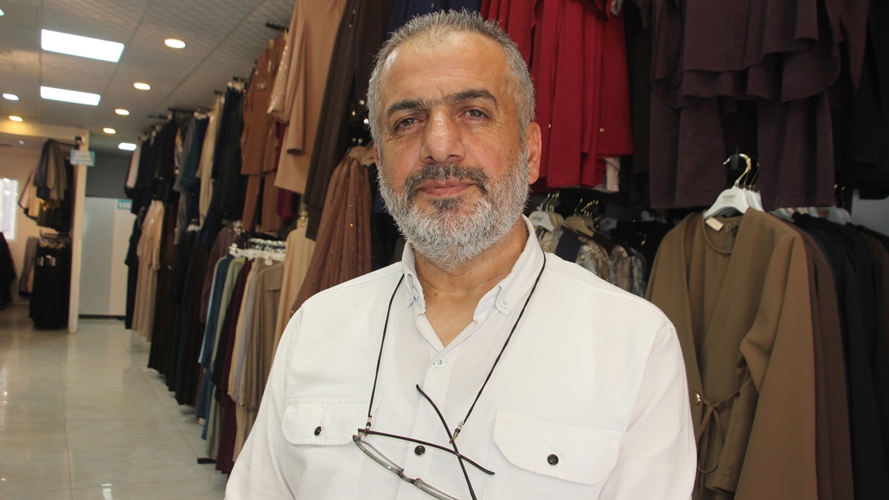 Tesettür giyim mağazası işletmecisi Kurt: Tesettür sadece bir kıyafetten ibaret değildir