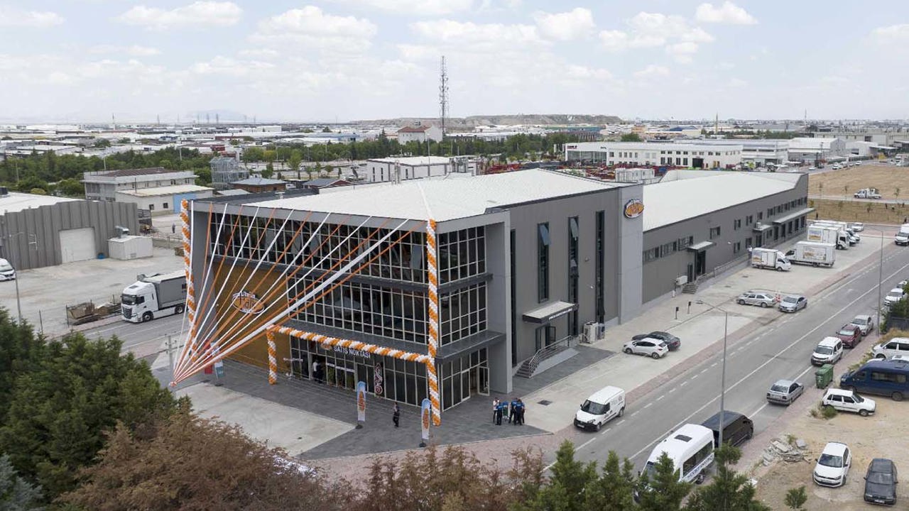 Karatay’da 231 milyon liralık halk ekmek fabrikası açıldı