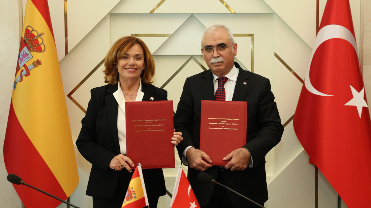 Türkiye ve İspanya Anayasa Mahkemeleri arasında iş birliği anlaşması imzalandı
