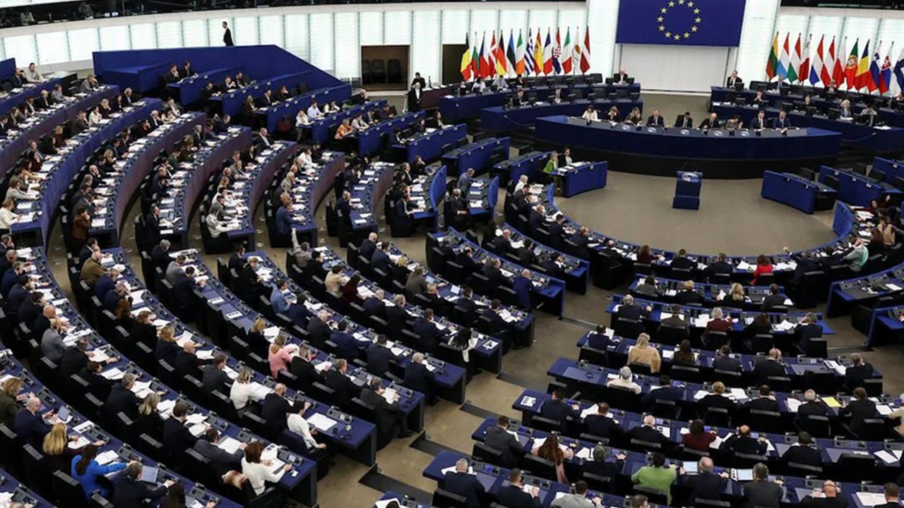 Avrupa Parlamentosu ABD-AB ticaret anlaşmasını onayladı